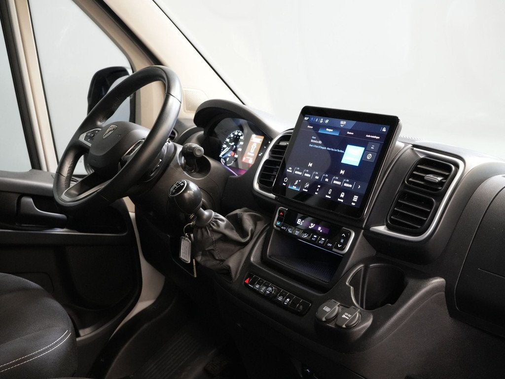 Peugeot Boxer 2.2 HDi L2H2 LED/ Carplay/ Climate/ Navi/ Came, Voorwielaandrijving, Stof, 4 cilinders, 2500 kg