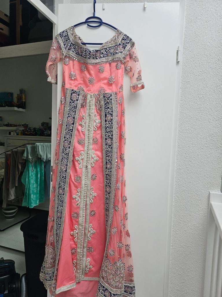 Exclusieve handgenaaide Marokkaanse jurk/takchita XS, Overige typen, Ophalen of Verzenden, Roze, Maat 34 (XS) of kleiner