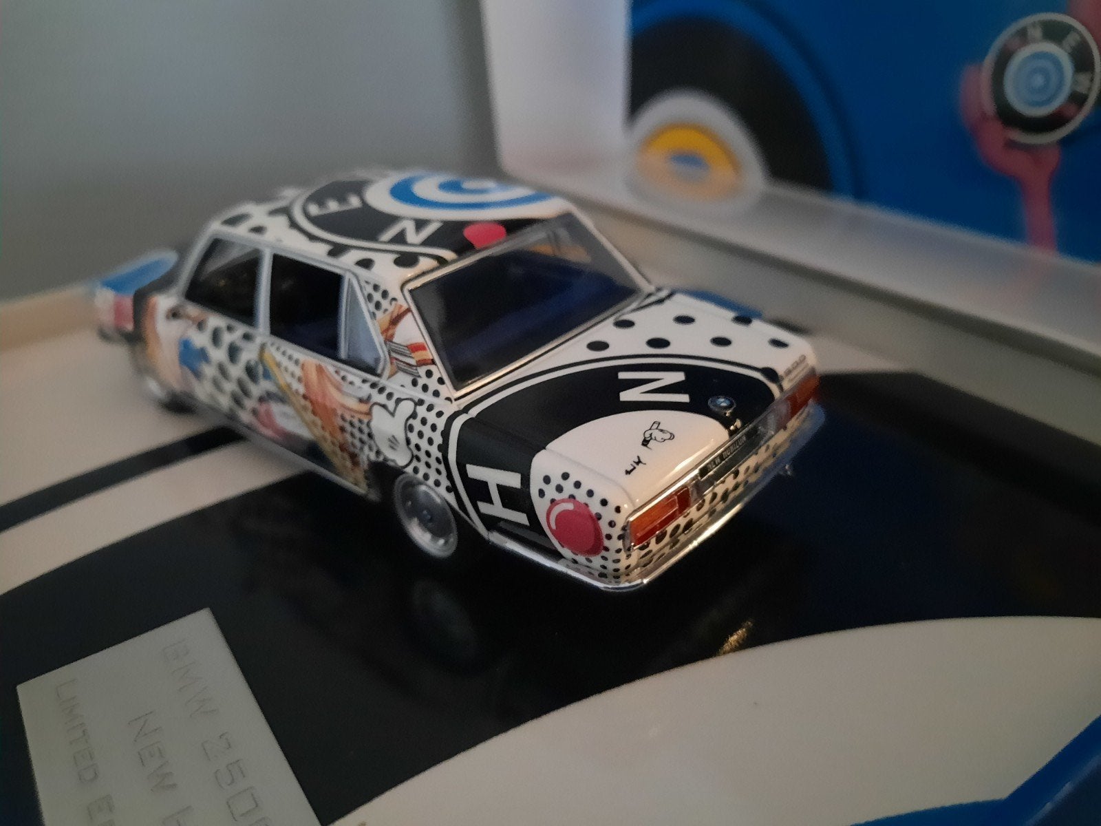 BMW 2500 E3 1969 Pink Panther Schaal 1:43, Minichamps, Auto, Nieuw, Ophalen of Verzenden