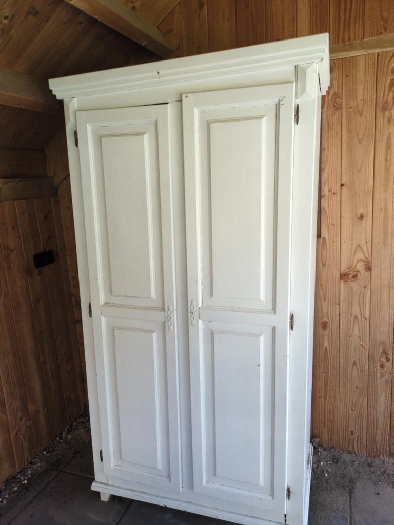 Gratis ! Brocante witte hoge kast ~Opknapper!~, Ophalen