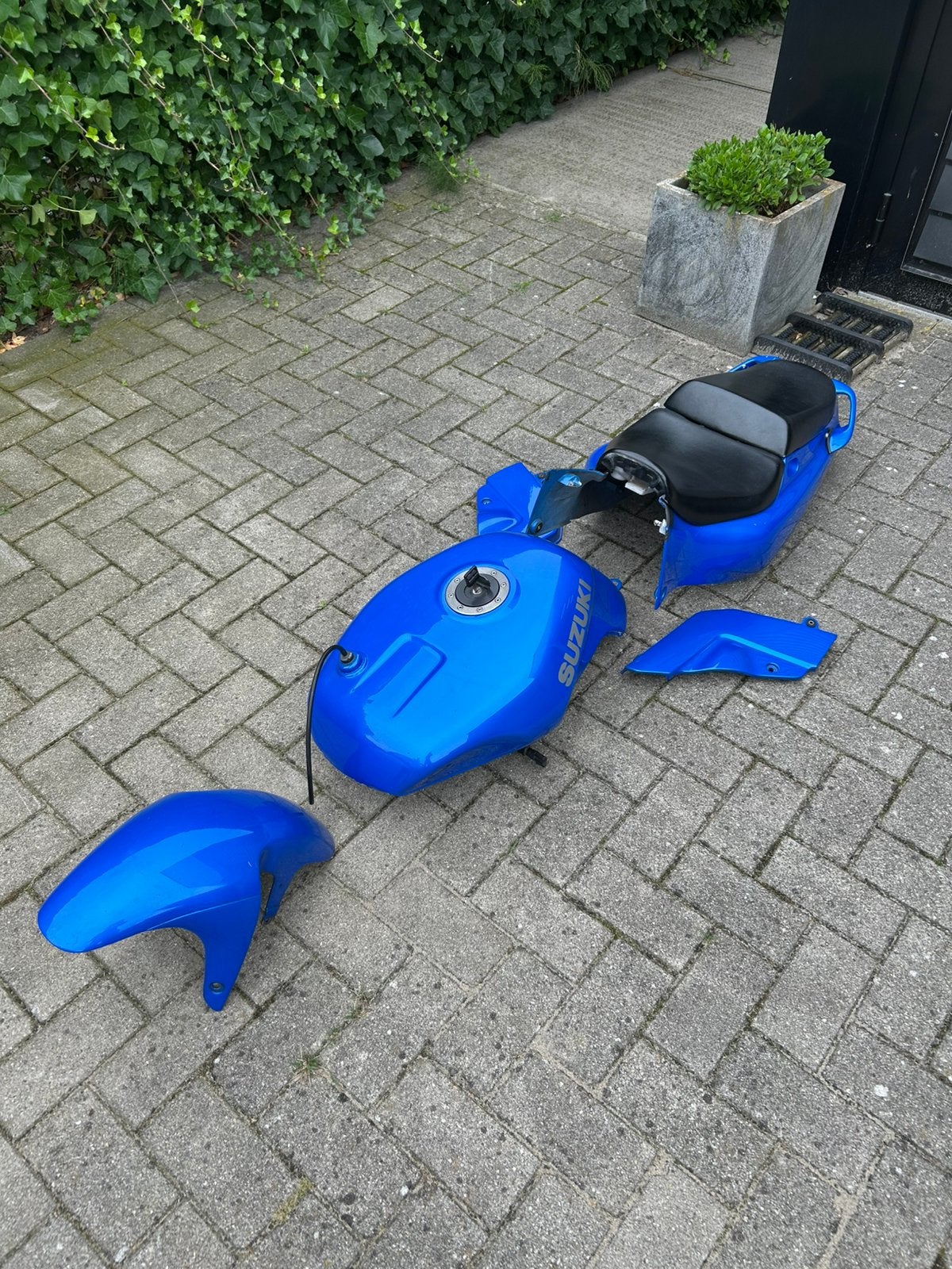 Tank en kuip delen GSX-R750W 1992/1993 blauw, Ophalen, Gebruikt