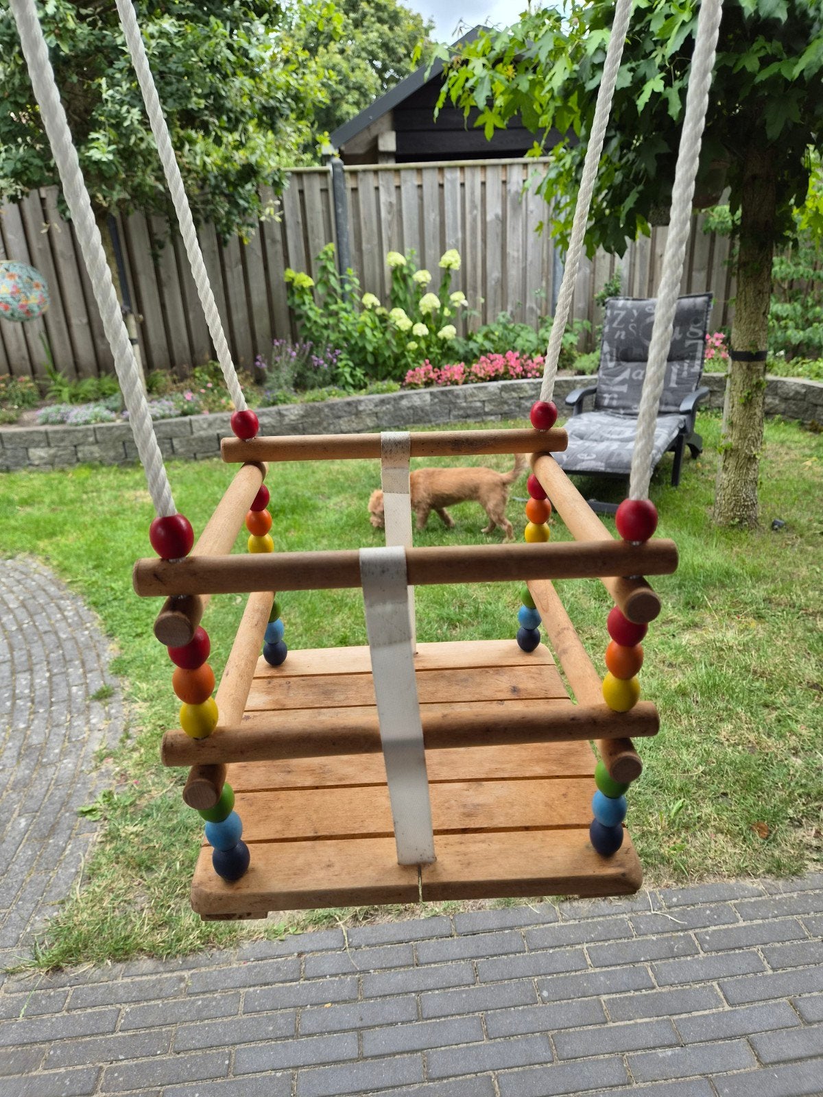 Houten kinderschommel met kleurrijke kralen, Ophalen, Gebruikt, Schommel