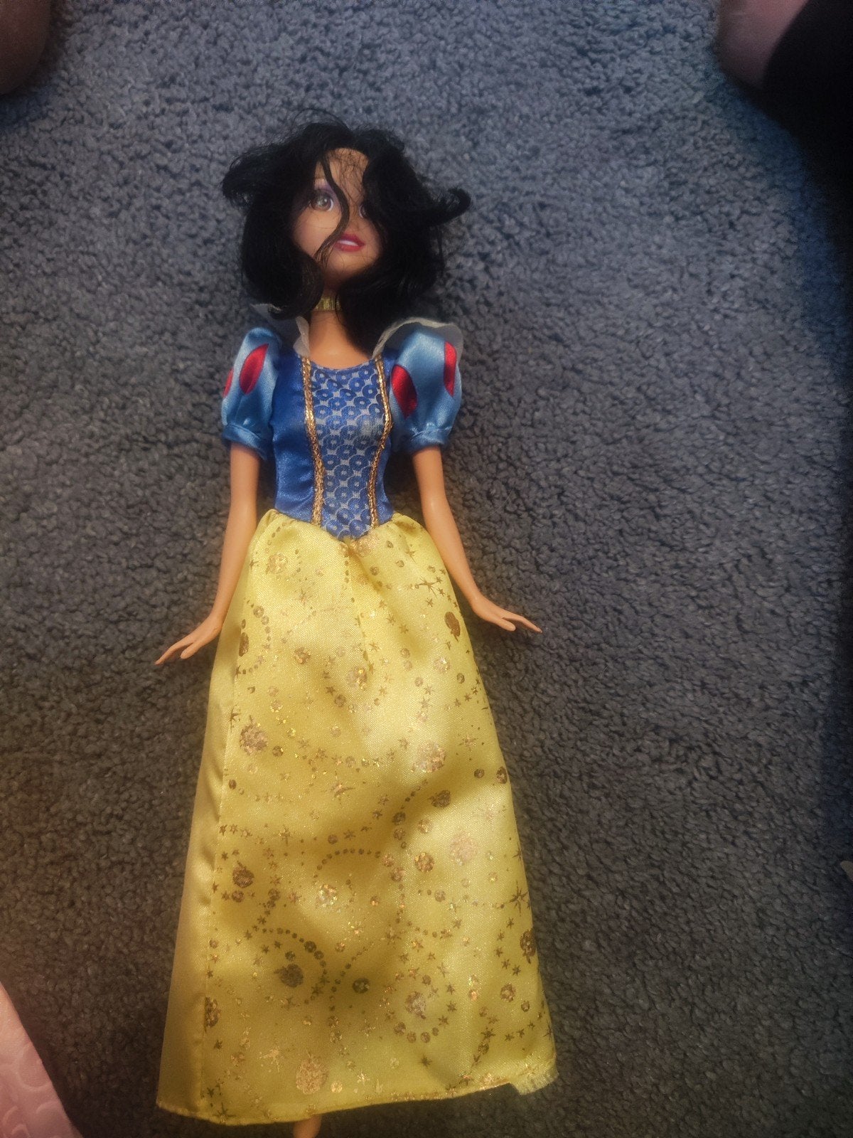 Sneeuwwitje Barbiepop - Disney Prinses, Ophalen of Verzenden, Zo goed als nieuw, Barbie