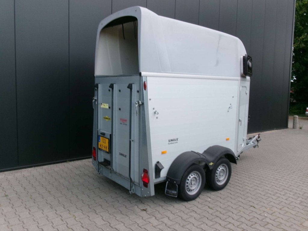 Goed onderhouden 1,5 paards trailer met zadelkamer. Humbaur, Dieren en Toebehoren, Gebruikt, Niet ingevuld, Aluminium, 1½-paards trailer