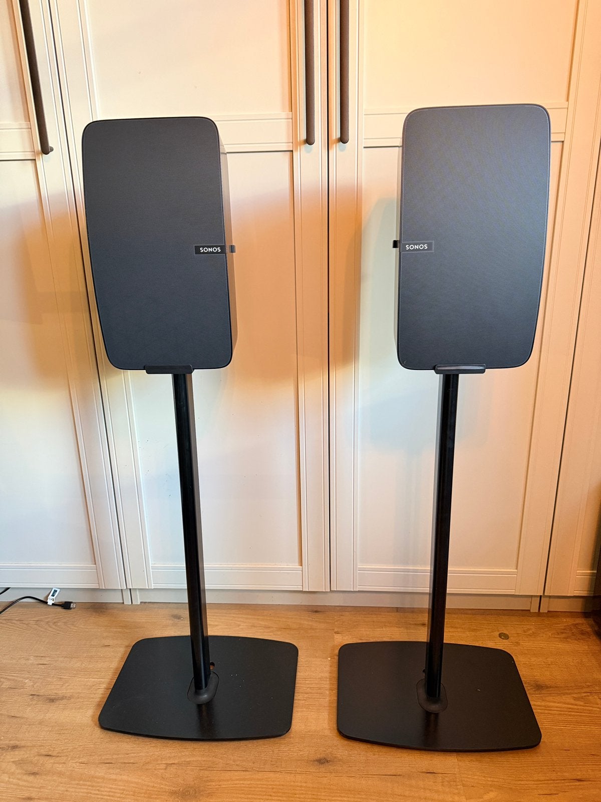 2x Sonos Play 5 Gen 2 met standaarden