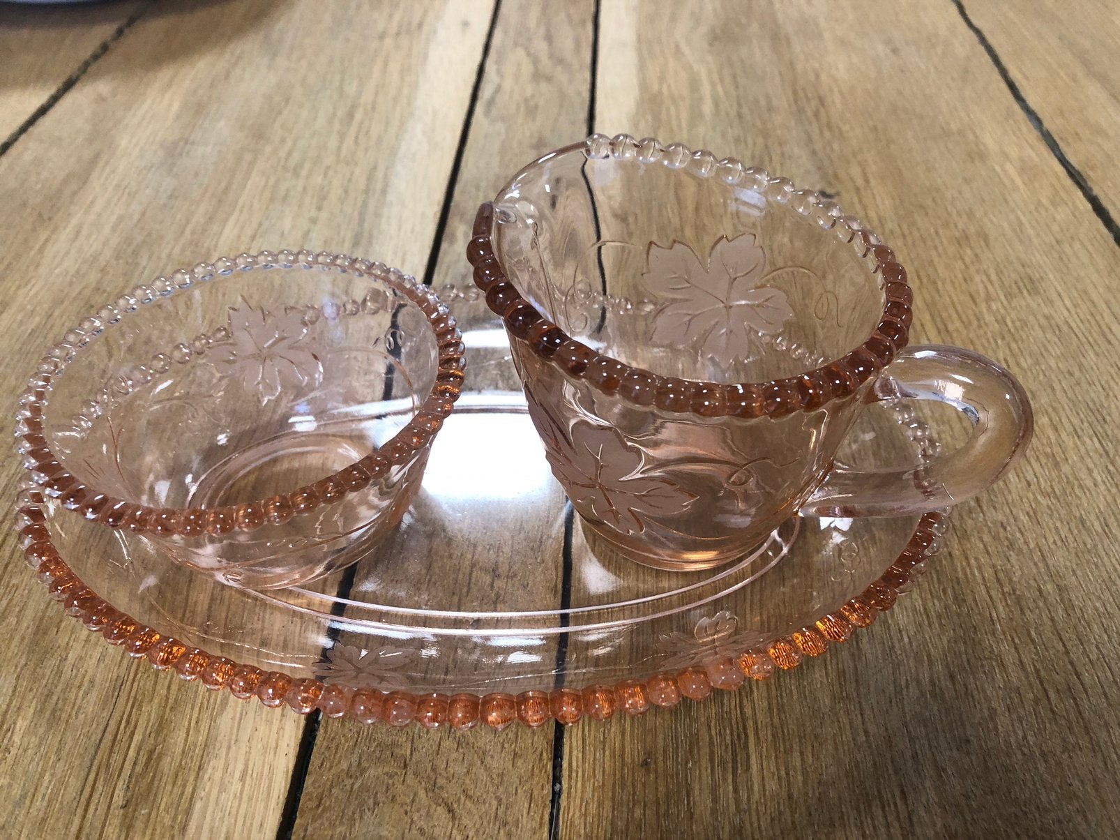 Roomstelletje van roze geperst glas, Ophalen of Verzenden