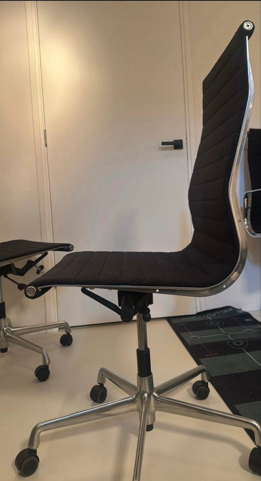2x Eames EA119 Vitra Bureaustoel - Zonder armleuningen, Ophalen, Gebruikt, Zwart, Bureaustoel