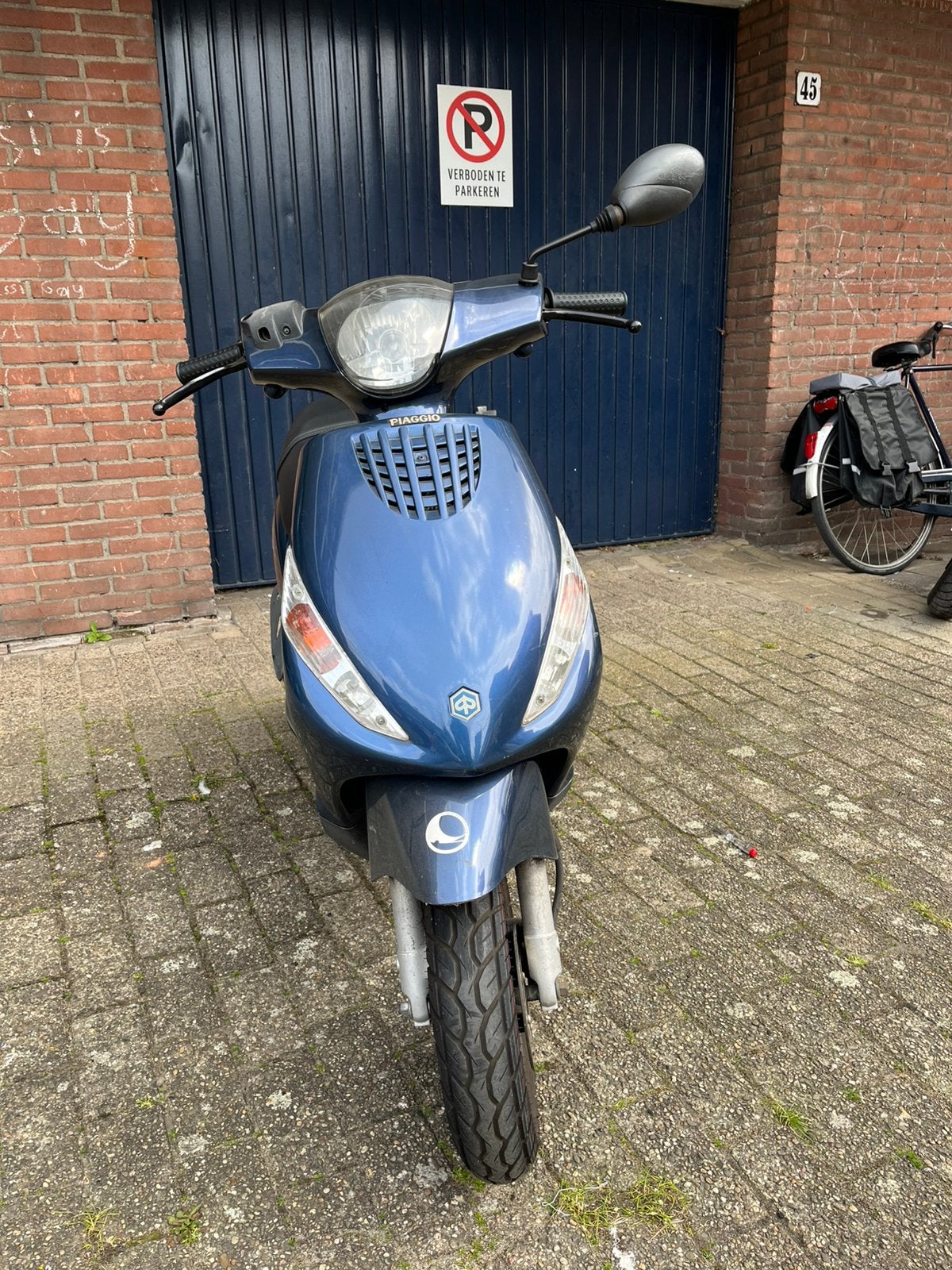 Piaggio Zip 4T – 2014 – 18.292 km – 1e eigenaar, Fietsen en Brommers, Ophalen, Gebruikt, Zip, Benzine