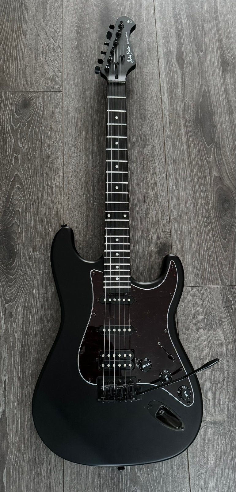 Harley Benton ST-20 HSS Elektrische Gitaar, Muziek en Instrumenten, Snaarinstrumenten | Gitaren | Elektrisch, Ophalen, Zo goed als nieuw
