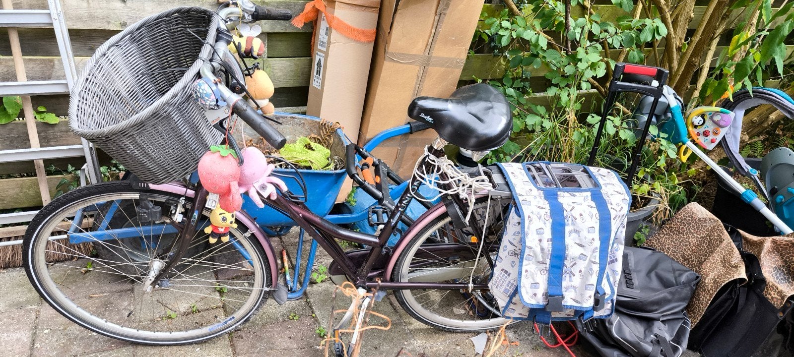 Goede dames fiets, Fietsen en Brommers, 55 cm of meer, Ophalen, Gebruikt, Minder dan 10 versnellingen