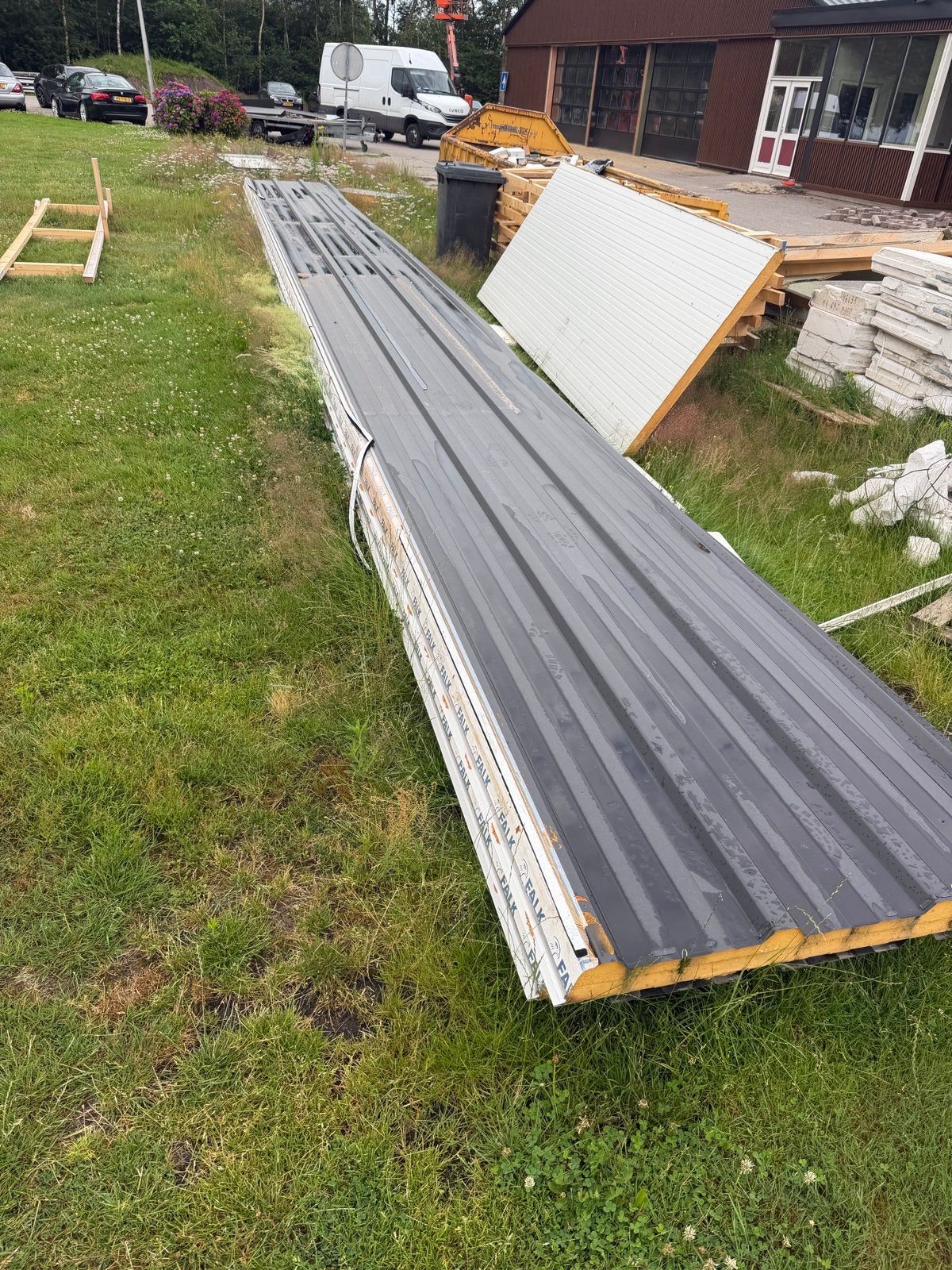 Sandwichpanelen Falk - Dakplaat of Dakpanplaat, Doe-het-zelf en Verbouw, Dakpannen en Dakbedekking, Gebruikt, Zwart, 15 m² of meer