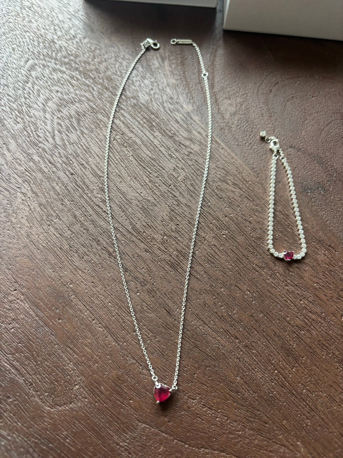 Pandora Sprankelend Rood Hart Ketting – Nieuw, Sieraden, Tassen en Uiterlijk, Kettingen, Met hanger, Nieuw, Ophalen of Verzenden