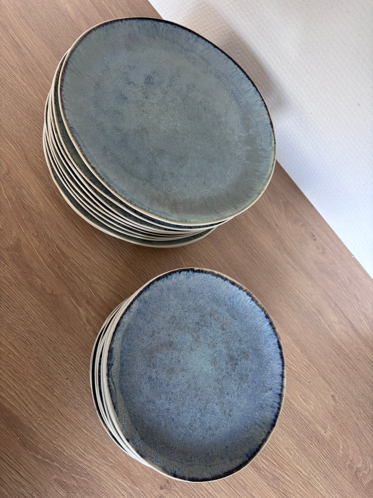 Aardewerk servies: Dinerborden en ontbijtborden, Ophalen, Zo goed als nieuw, Bord(en), Overige stijlen