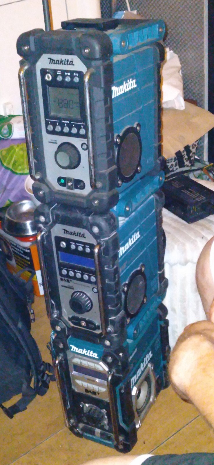 Makita Bouwradio DAB+ - Robuust en Krachtig Geluid, Audio, Tv en Foto, Radio's, Ophalen of Verzenden, Gebruikt, Bouwradio