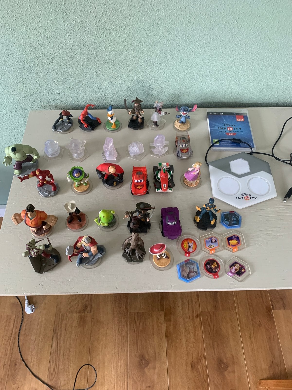 Disney Infinity 2.0 PS3 met 30+ figuren en accessoires, Ophalen of Verzenden, Zo goed als nieuw