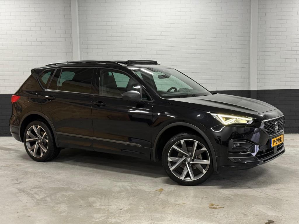 SEAT Tarraco 1.5 TSI FR Bns Int.7p Pano, Keyless, Memory, St, 4 cilinders, 7 stoelen, Zwart, Origineel Nederlands