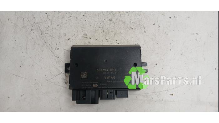 Trekhaak Module van een Seat Leon, Auto-onderdelen, Gebruikt, -, -, Ophalen of Verzenden