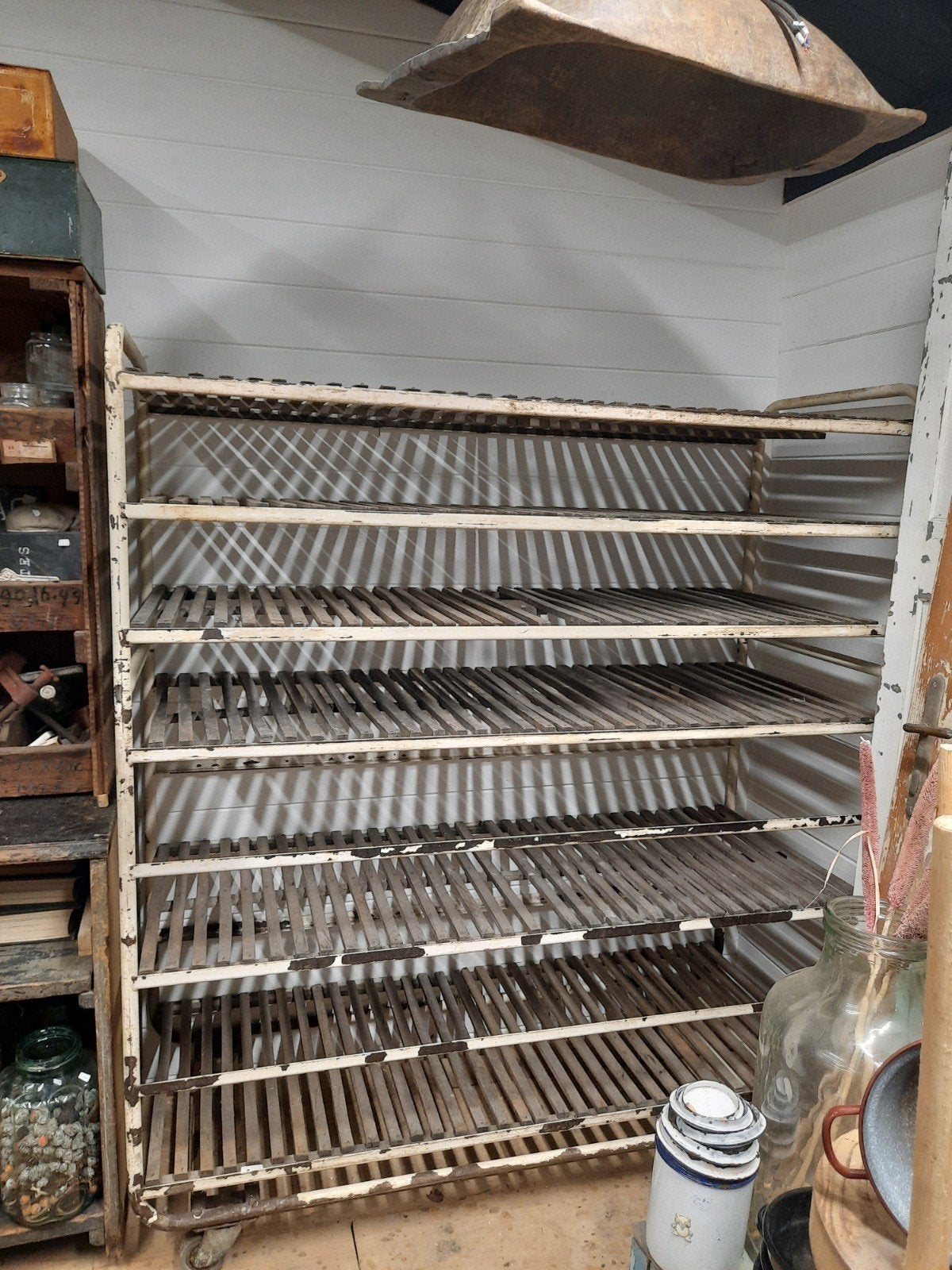 Oude kar bakkerskar bakkersrek winkelrek brocante, Ophalen