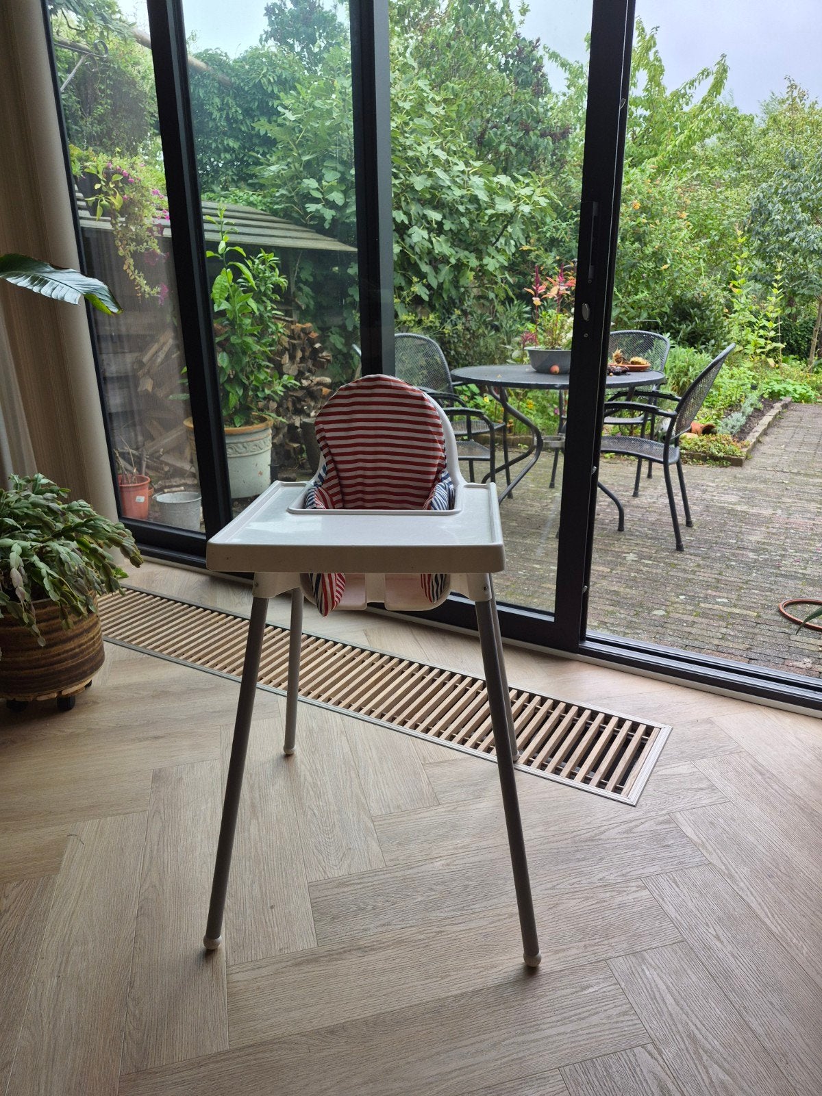 IKEA Antilop kinderstoel met kussen, Ophalen