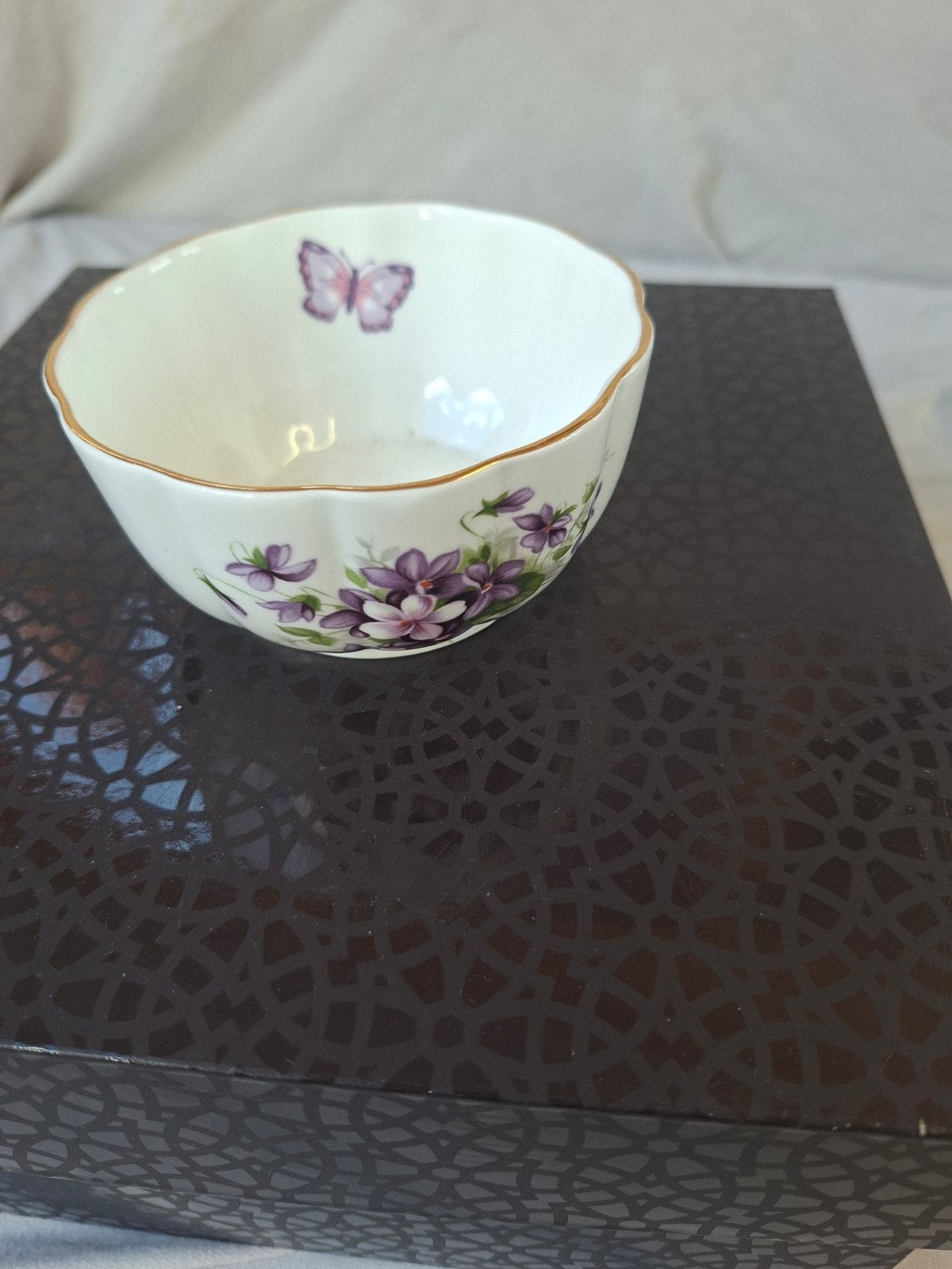 Aynsley Wild Violets Vari-Ete Bowl - Fijn Engels Bone China, Antiek en Kunst, Ophalen