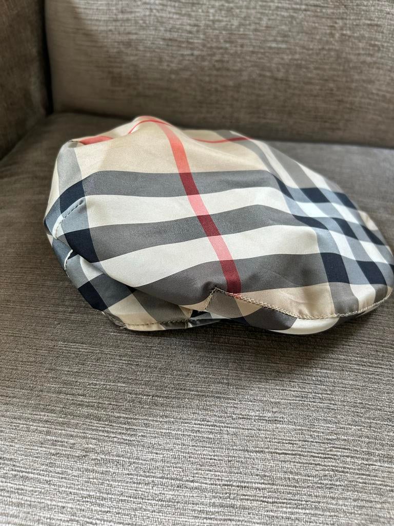 Burberry Pet in klassiek ruitpatroon - Maat M, Ophalen of Verzenden, Zo goed als nieuw