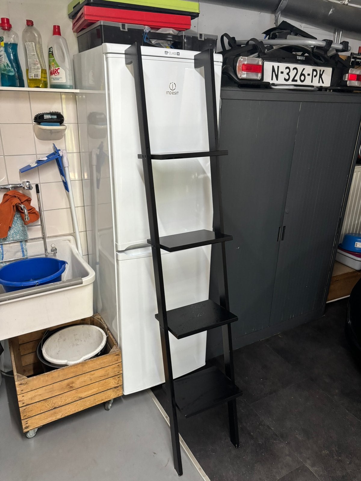 Mooi zwart ladderrek met 5 planken, Huis en Inrichting, Ophalen, Zo goed als nieuw, Wandbord of Wandpaneel, Modern