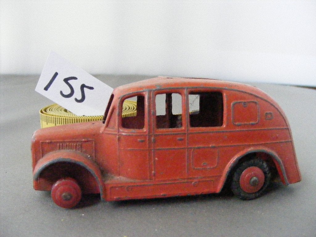Streamlined fire engine brandweer dinky toys 250 1/43 (155), Ophalen of Verzenden, Gebruikt, Bus of Vrachtwagen, Dinky Toys