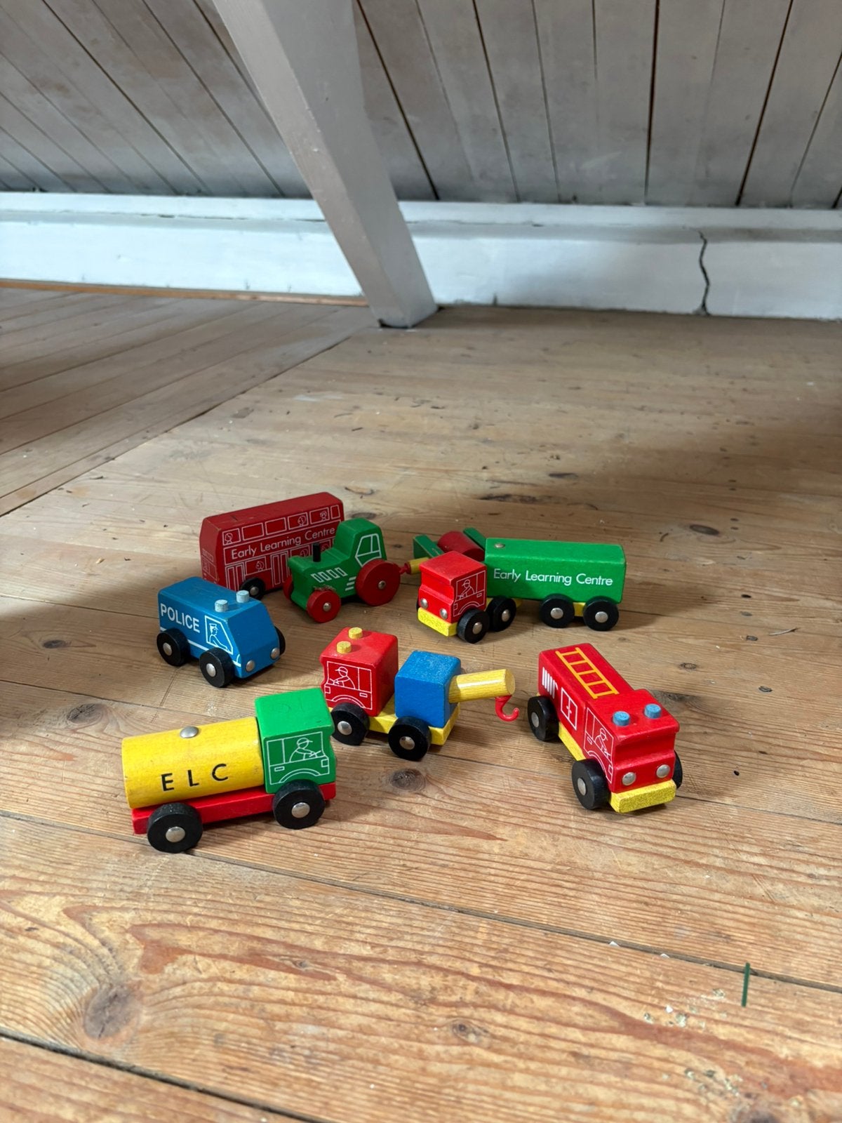ELC veilig speelgoed div. Auto’s van hout, Ophalen of Verzenden, Zo goed als nieuw