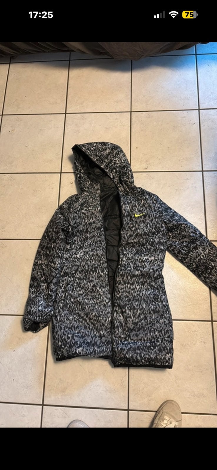 Nike jas, Kleding | Dames, Jassen | Winter, Ophalen of Verzenden, Zo goed als nieuw, Maat 34 (XS) of kleiner, Zwart