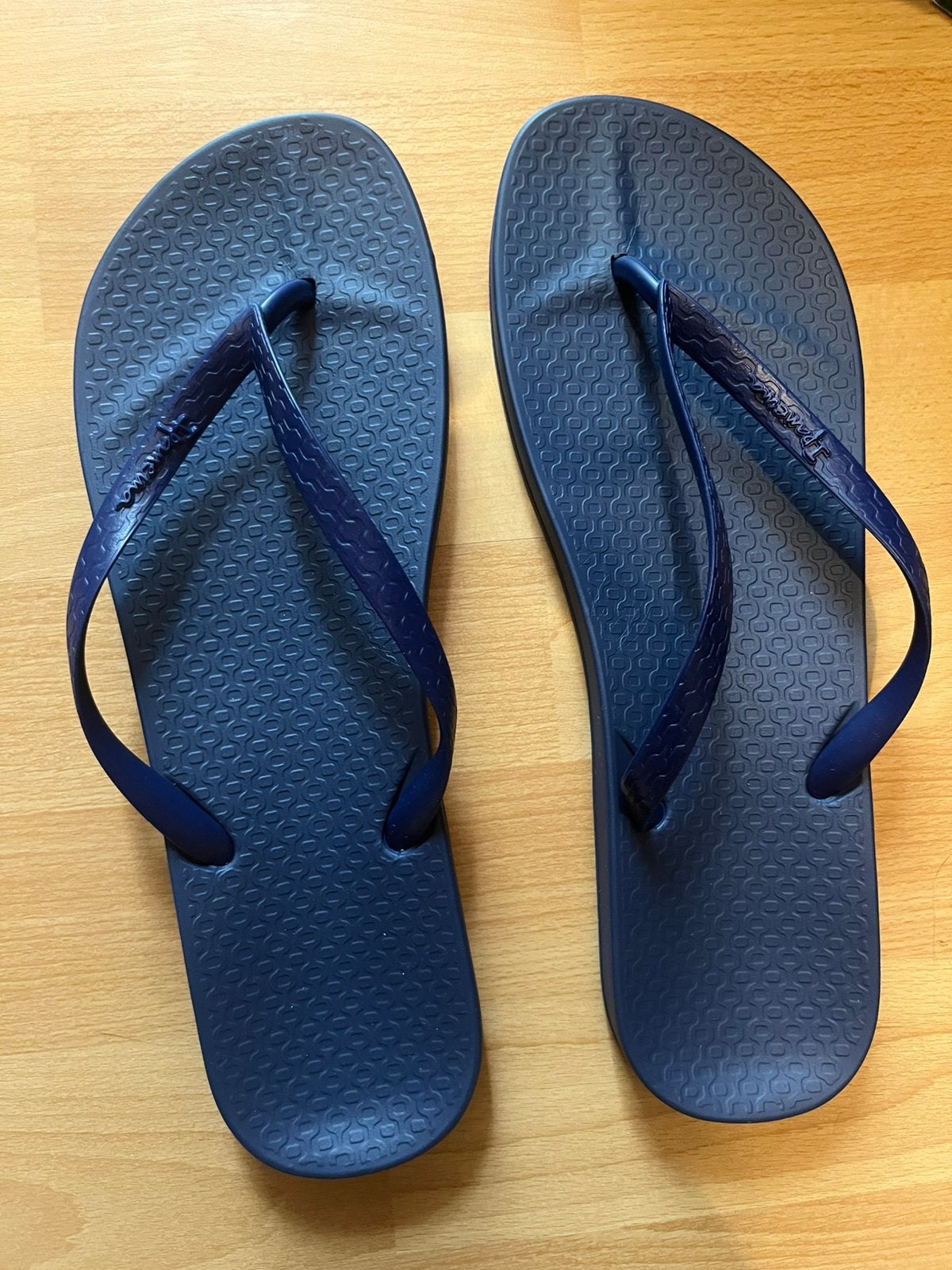 Nieuwe blauwe ipanema slippers maat 43, Ophalen of Verzenden, Nieuw, Blauw