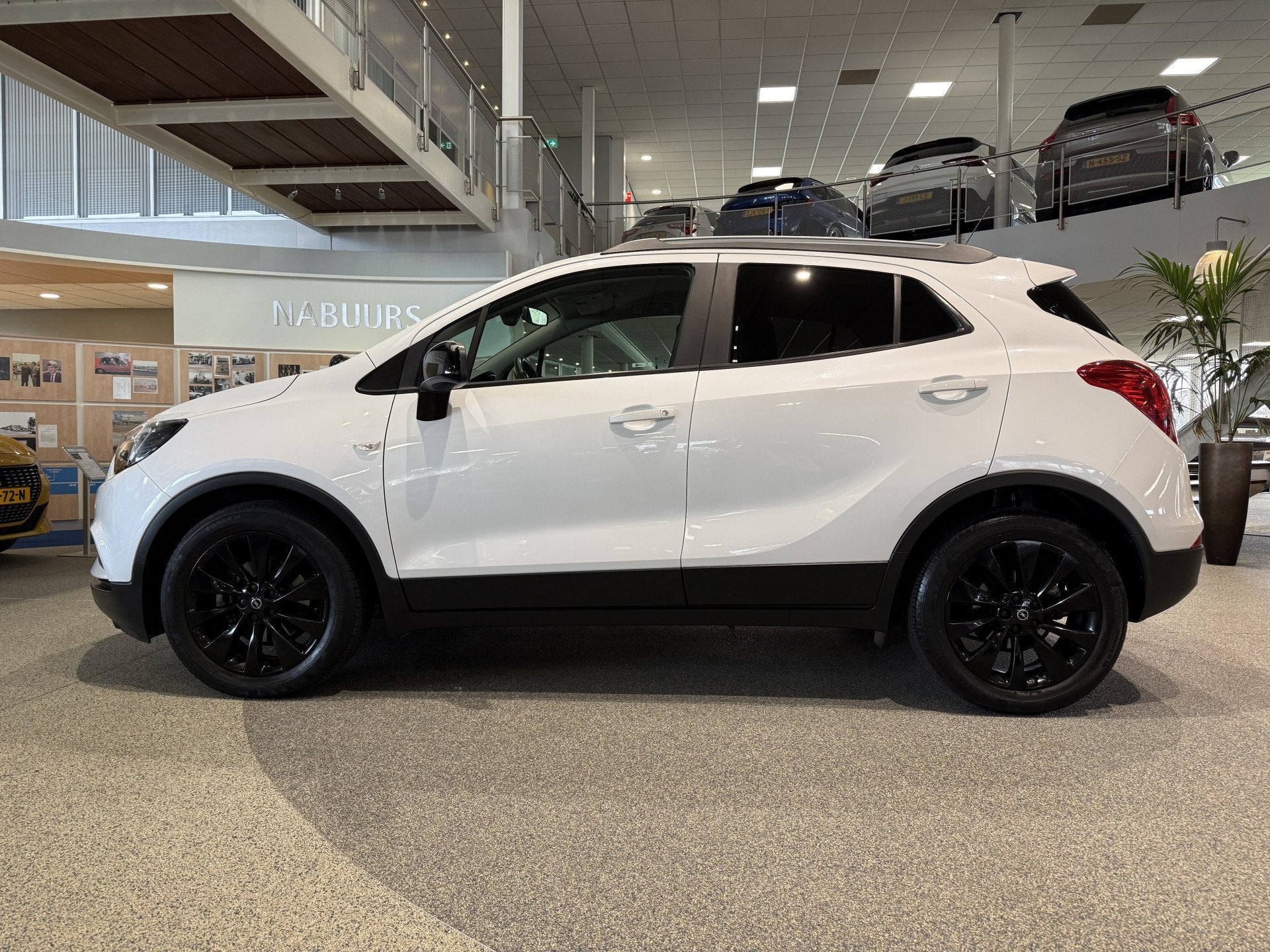 Opel Mokka X 1.4 Turbo 140pk Innovation, Navi, Camera, 17inc, 12 maanden, Stof, Gebruikt, Euro 6
