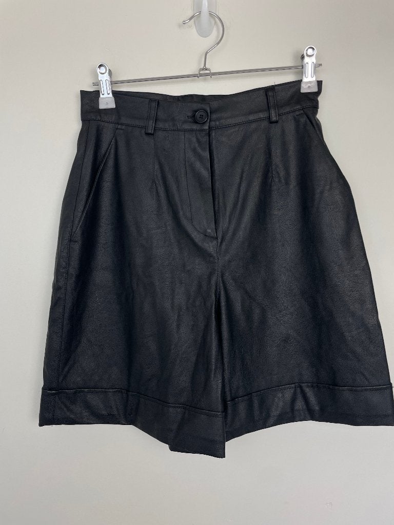 Studio29 imitatieleren short maat S hoge taille zakken, Info@studio29.store, Kort, Studio29, Zwart