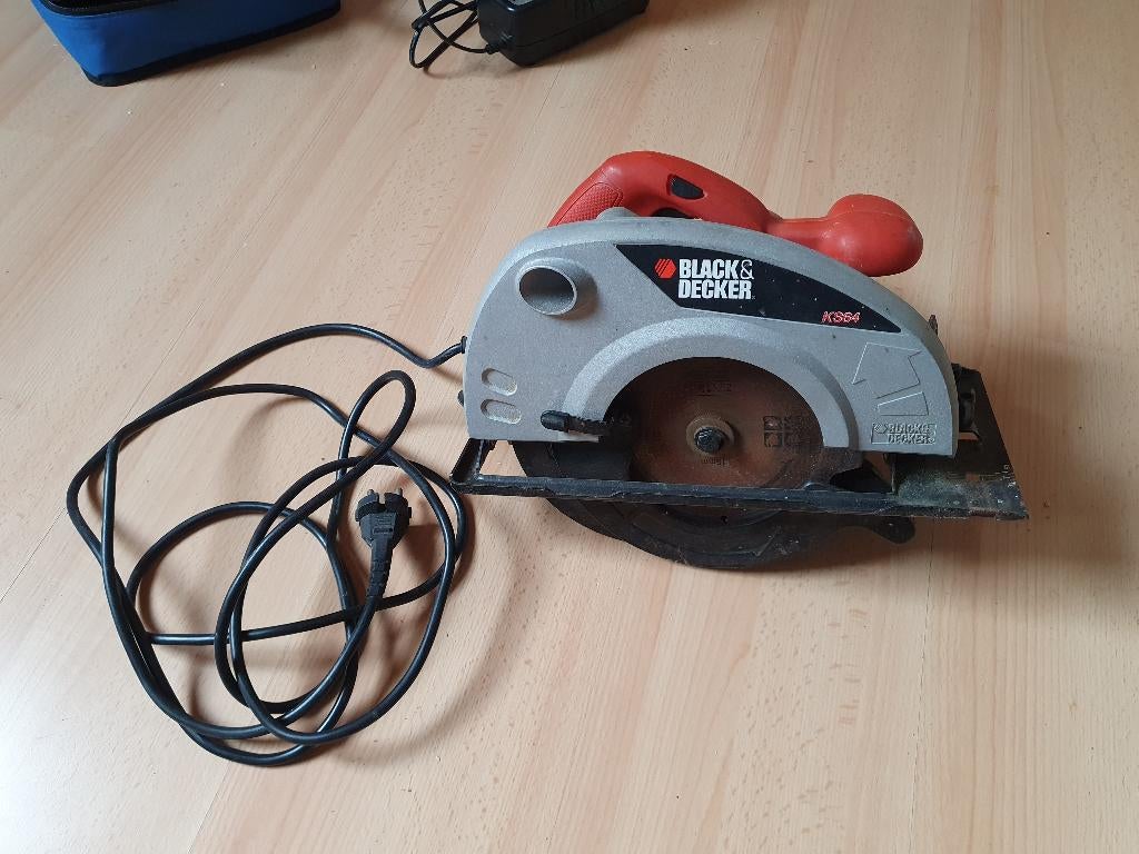 Black & decker afkortzaag KS64, Ophalen of Verzenden, Afkortzaag, 30 tot 70 mm, 1200 watt of meer