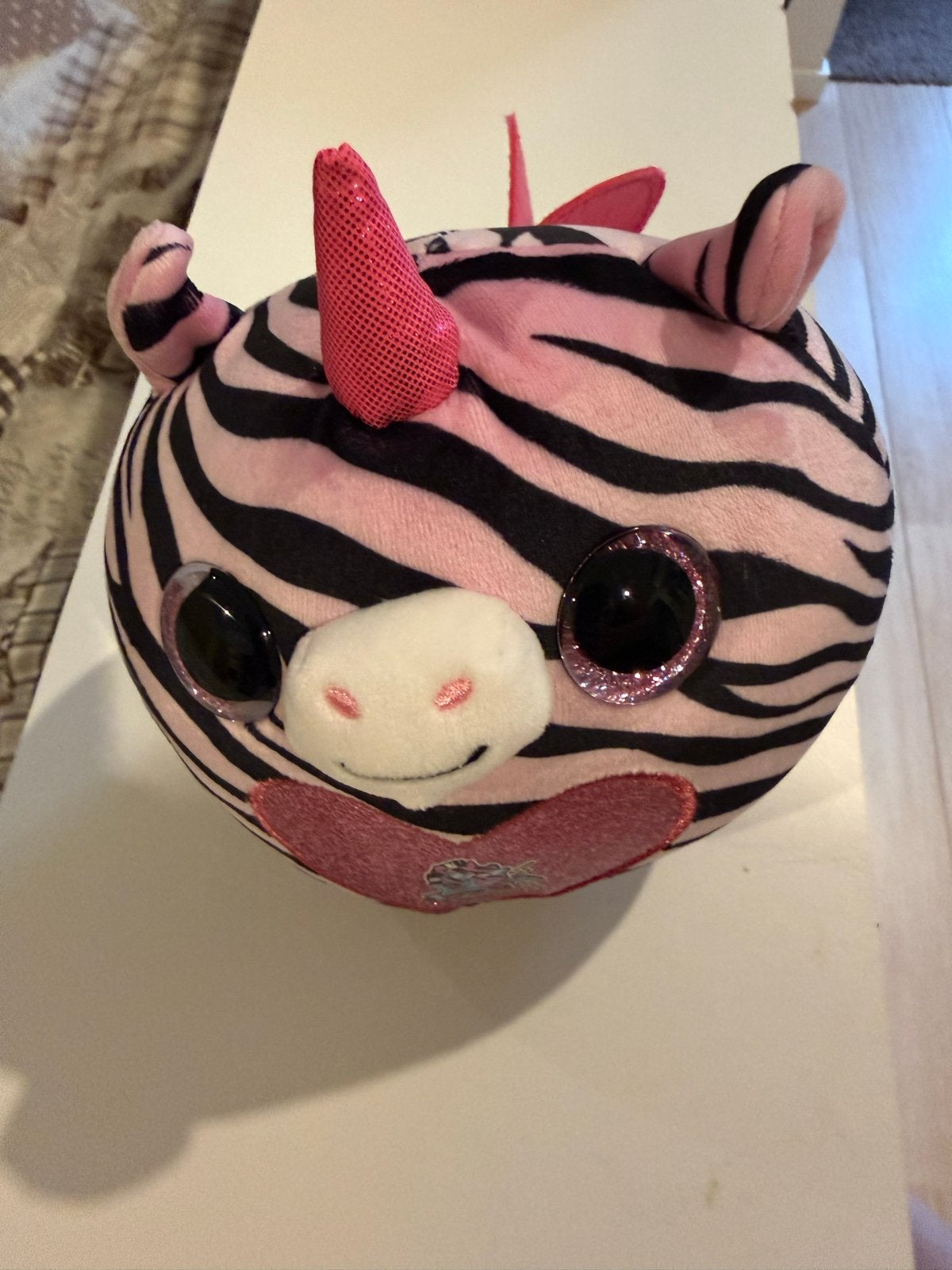 Roze zebra eenhoorn knuffel met glinsterogen, Eenhoorn, Overige karakters, Ophalen of Verzenden, Middelgroot (20 tot 80 cm)