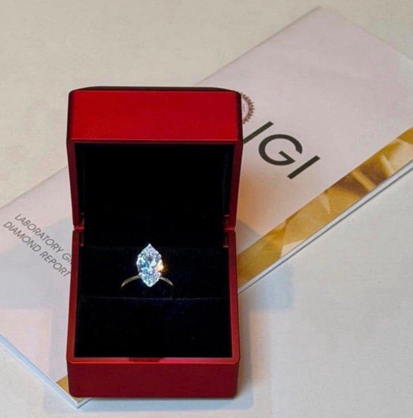 Nieuwe gouden ring met VS1 diamant van 5.00ct!! retail €8500, Nieuw, Ophalen of Verzenden, 17 tot 18, Met edelsteen