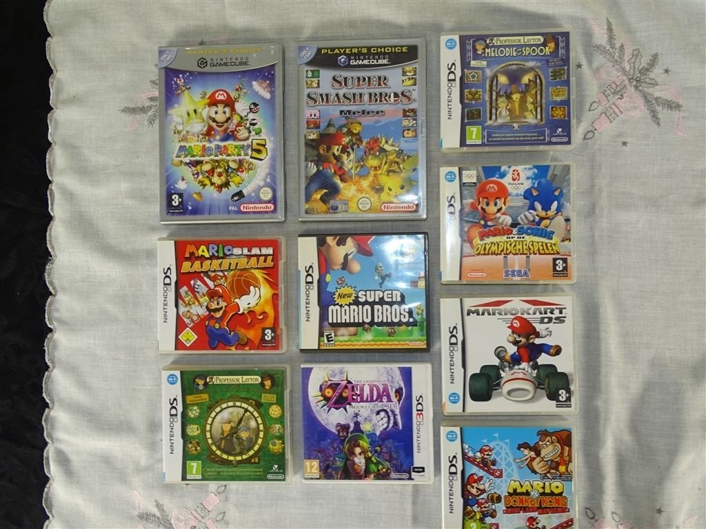 A7478. Game Boy en DS, partij hoesjes van Nintendo., Spelcomputers en Games, Games | Nintendo DS, 1 speler, Ophalen of Verzenden