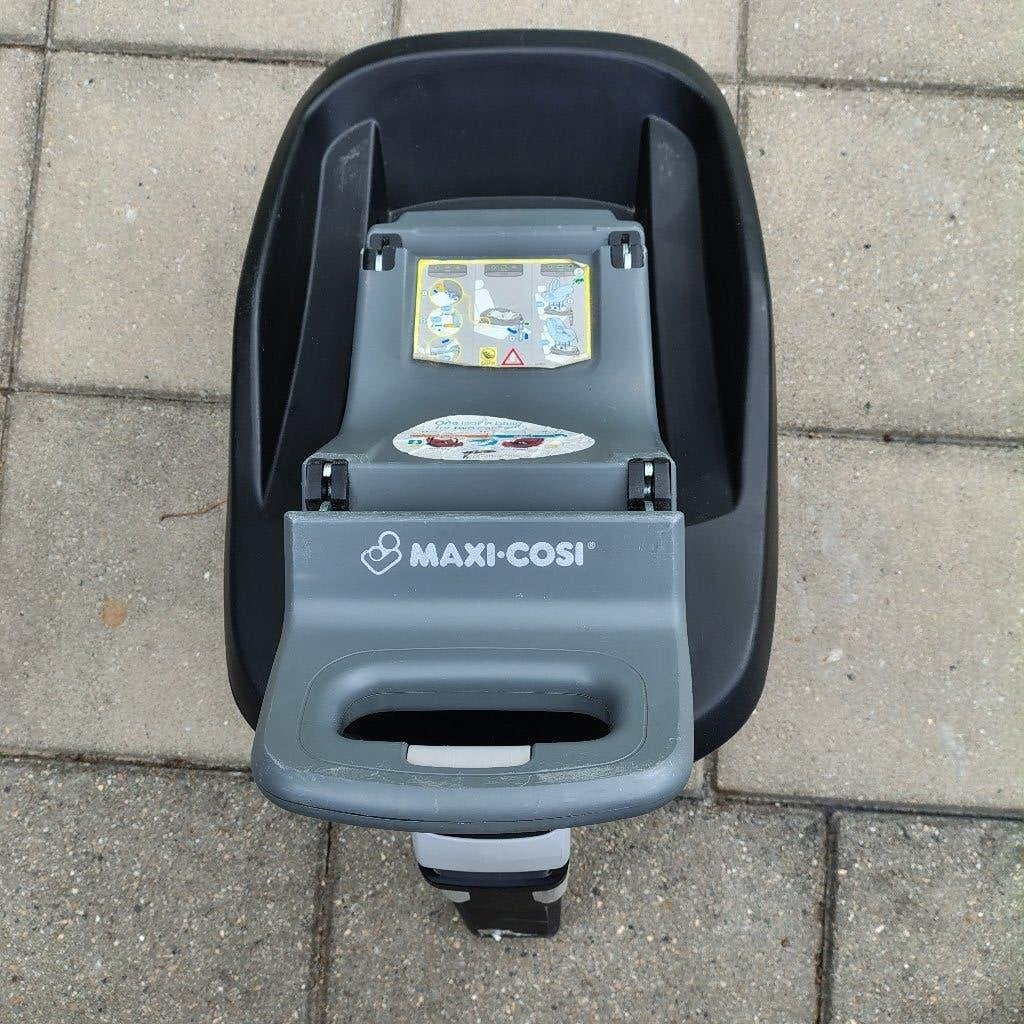 Maxi cosi family fix, Ophalen, Gebruikt, 9 t/m 18 kg, Slaapstand
