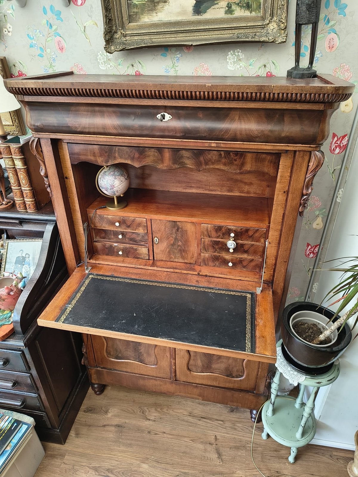 Antiek secretaire bureau met lade en opbergruimte, Ophalen