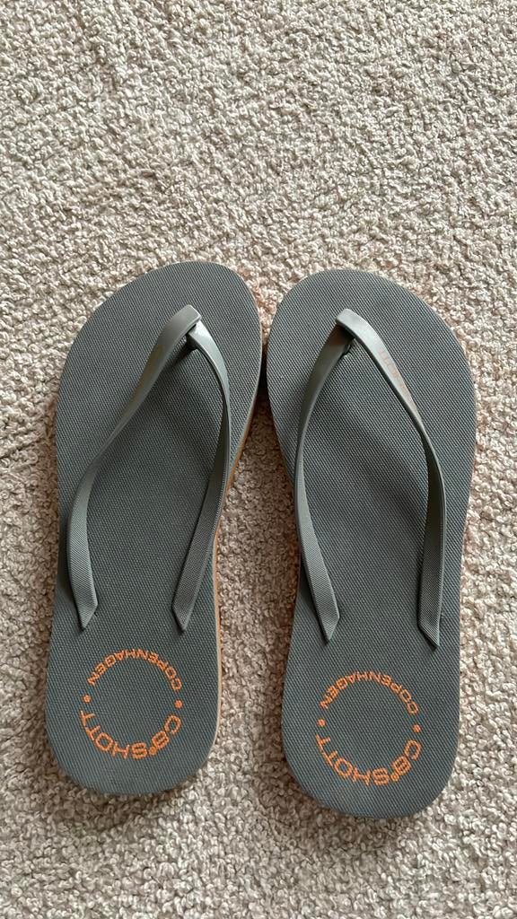Nieuwe dames slippers van ca shott mt 40, Ophalen of Verzenden, Nieuw, Slippers