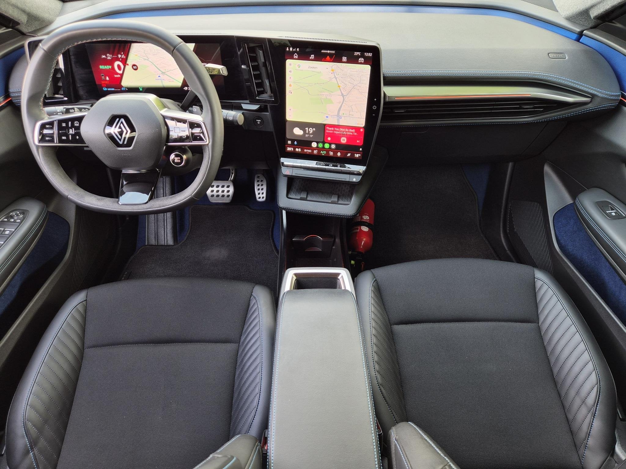 Renault Scenic E-Tech EV87 long range esprit Alpine / SOH 97, Auto's, Renault, Gebruikt, Leder en Stof, Zwart, 218 pk