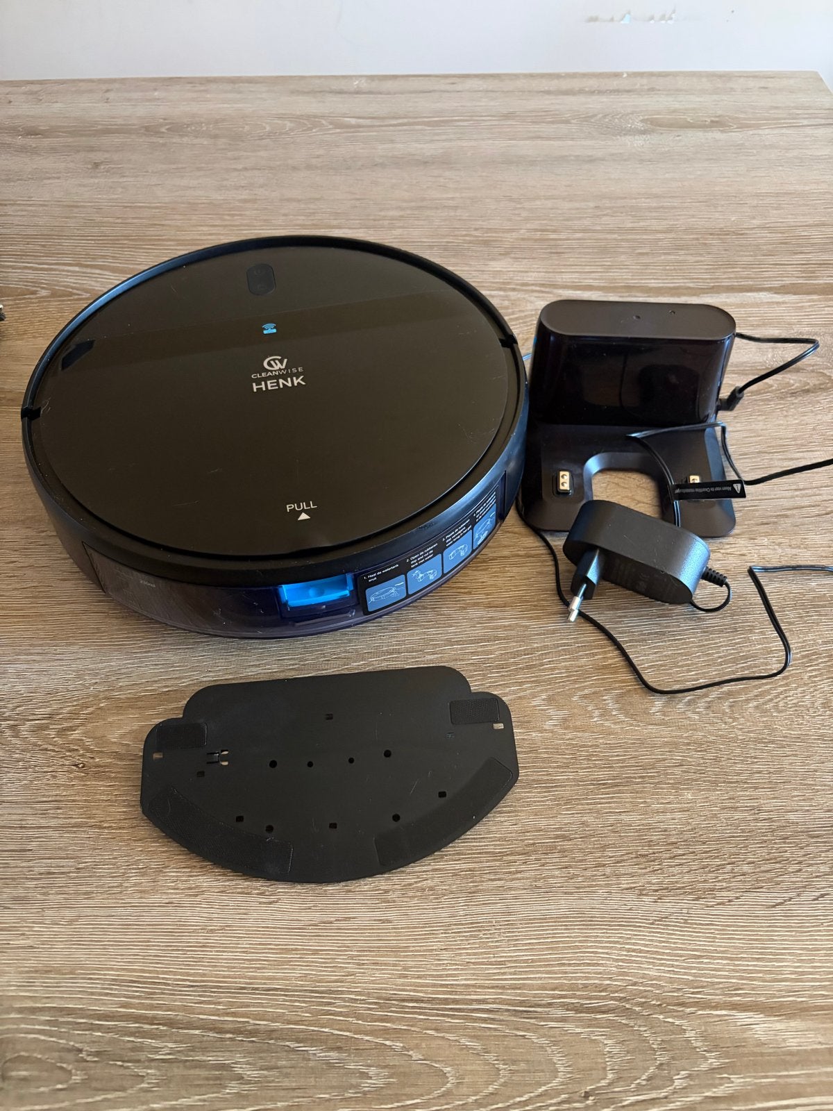Cleanwise Henk Robotstofzuiger met Dweilfunctie, Ophalen, Overige merken, Bedienbaar via app, Zo goed als nieuw