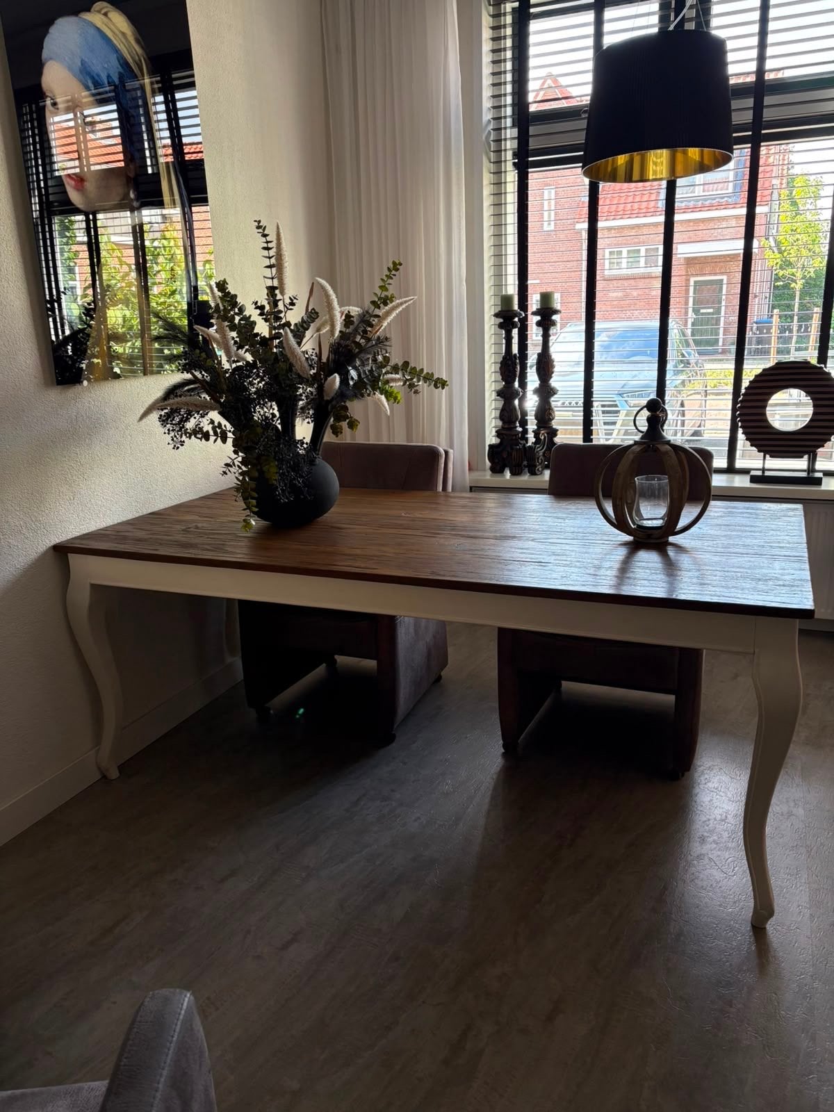 Robuuste houten eettafel met witte poten, Huis en Inrichting, Tafels | Eettafels, Ophalen, Gebruikt, 50 tot 100 cm, 150 tot 200 cm