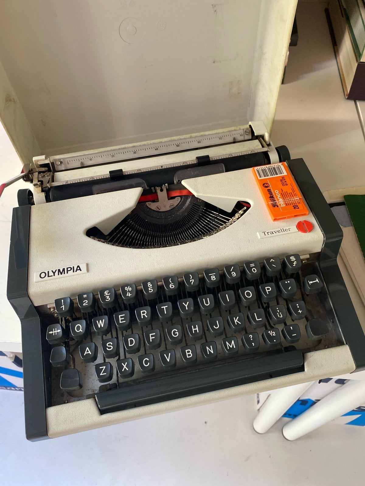 Olympia traveler typemachine, Ophalen, Gebruikt