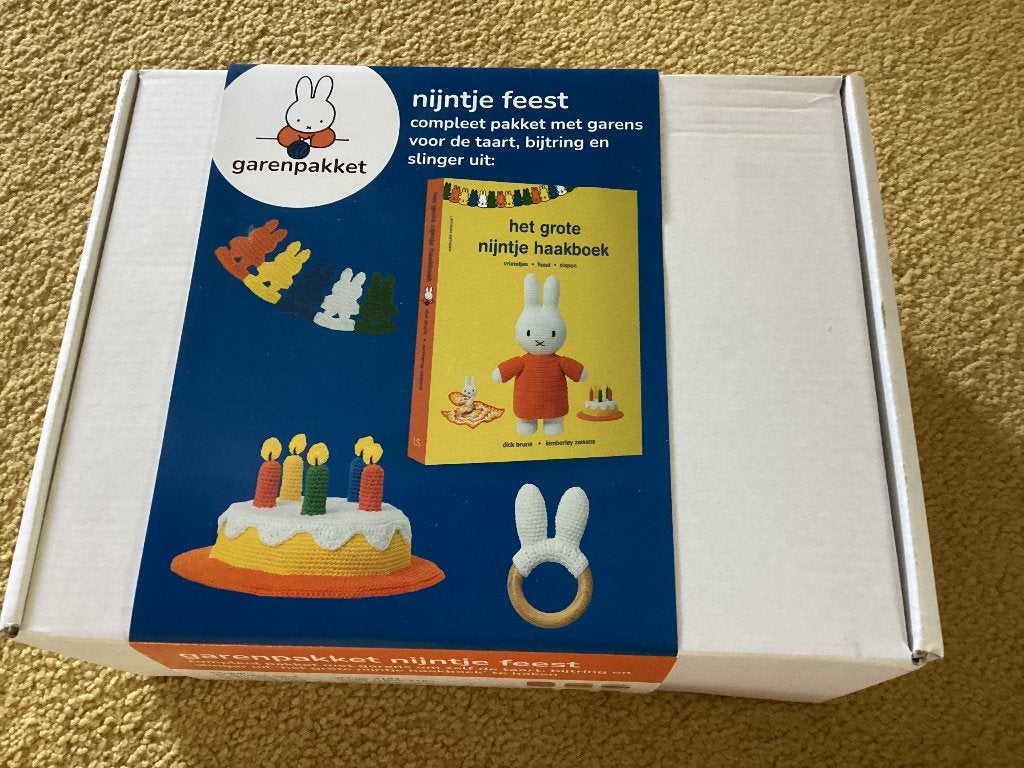Haakpakket Nijntje 2x met boek, Ophalen of Verzenden, Nieuw, Haken, Patroon of Boek