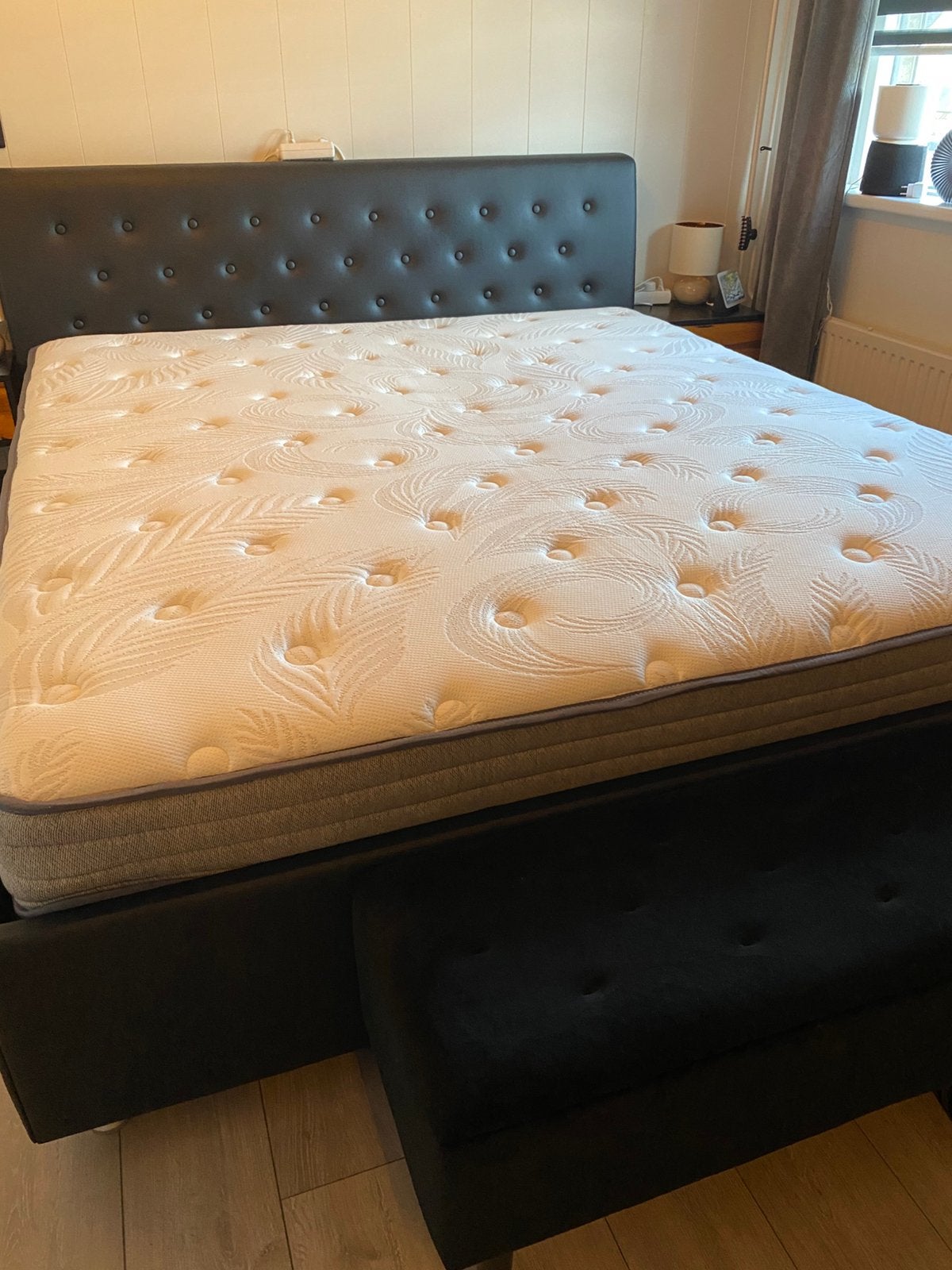 Bed compleet 180x200, Ophalen, Zwart, Tweepersoons, Zo goed als nieuw
