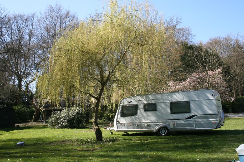 LMC AMBASSADOR RELAX 563 HTD ZEER LUXE UITVOERING, Rondzit, Schokbreker, Particulier, Vast bed