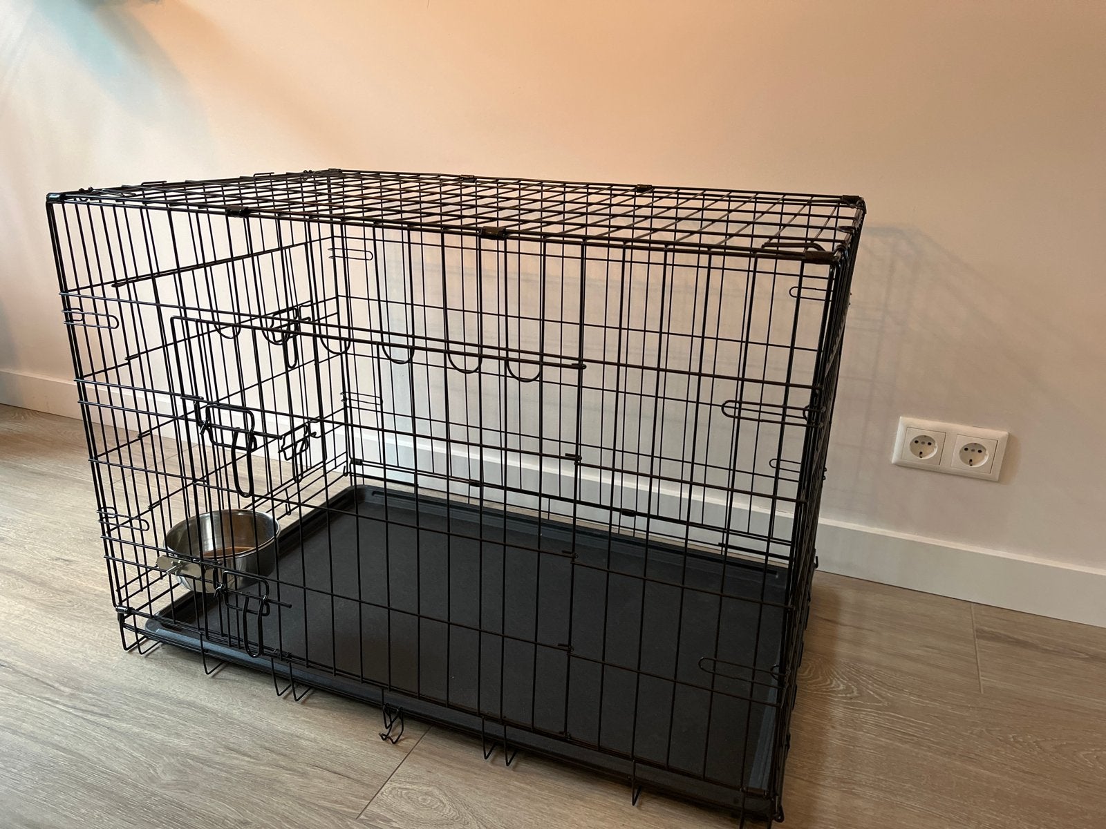 Hondenbench / bench 60 cm x 90 cm, Ophalen, Zo goed als nieuw