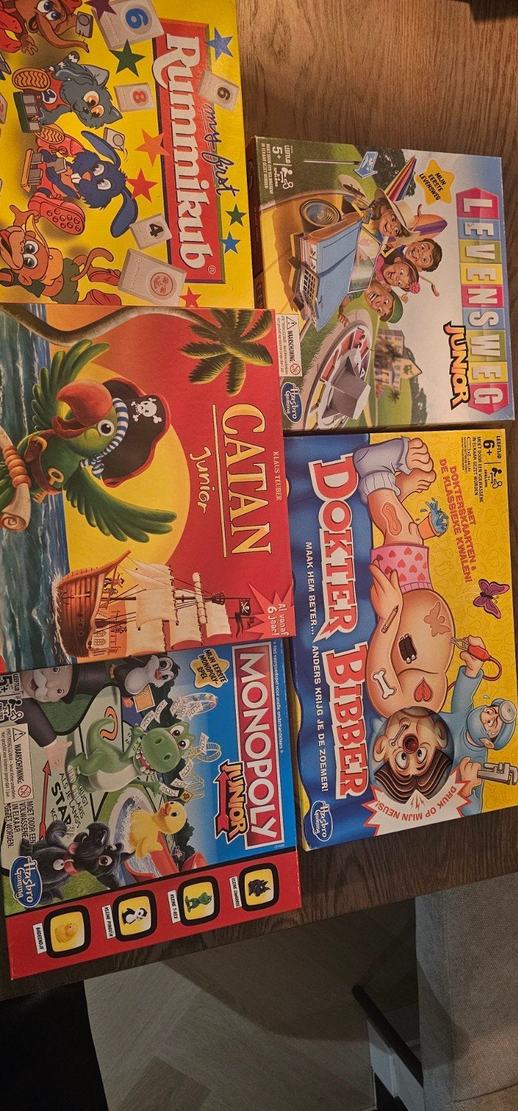 familiespellen bordspel, Drie of vier spelers, Ophalen, Gebruikt