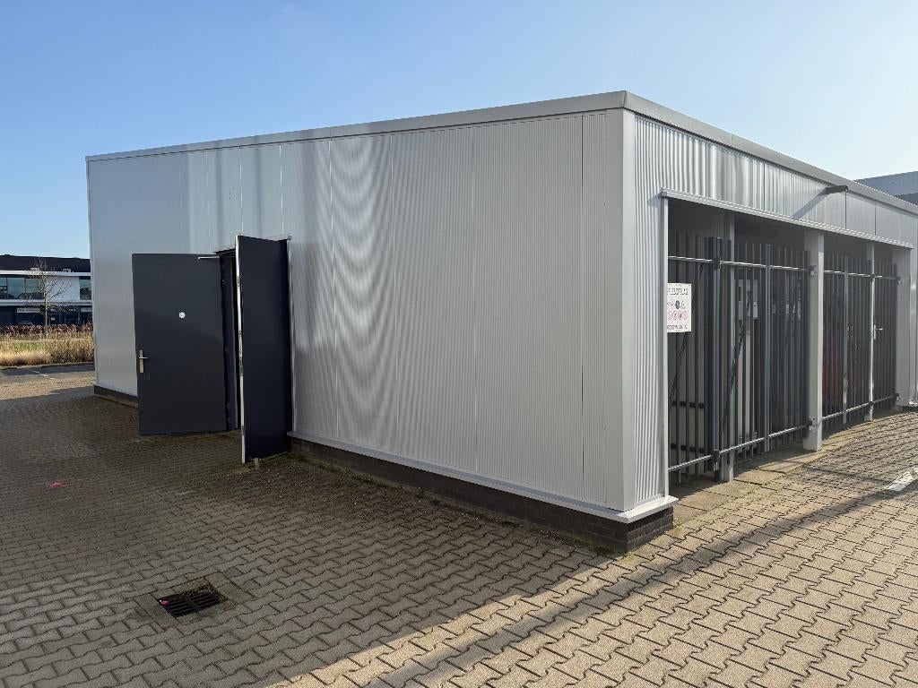 Fietsenstalling fietsenhok loods schuur staalconstructie, Zakelijke goederen, Bedrijfs Onroerend goed, Opslag of Loods, Koop