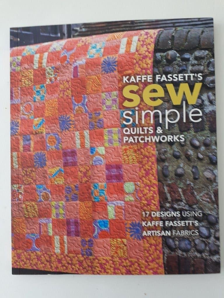 Kaffe Fassett's Sew Simple, quilt boek, quilten, patchwork, Boeken, Ophalen of Verzenden, Zo goed als nieuw, Kaffe Fassett, Borduren en Naaien